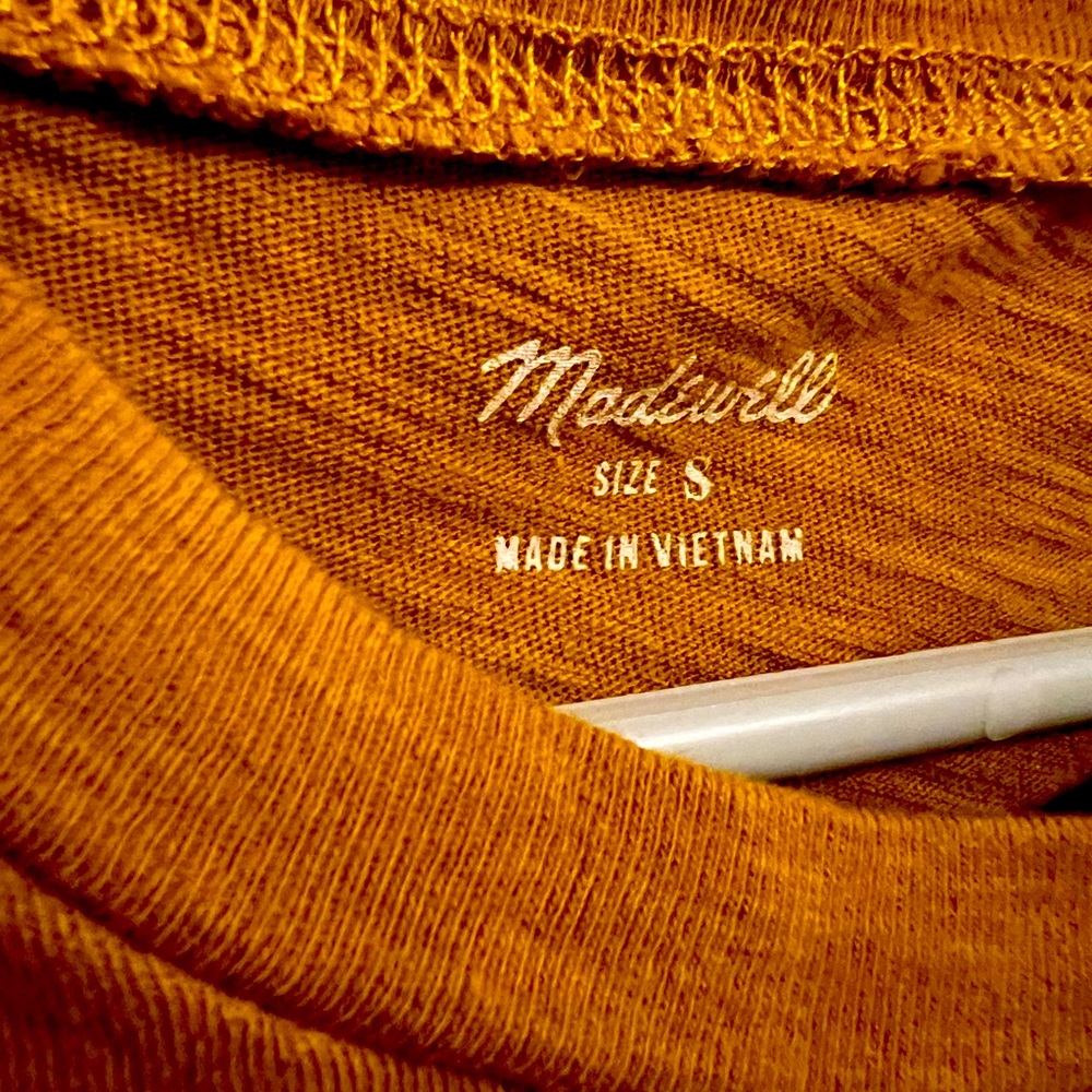 2 Madewell Cotton TShirts 2️⃣